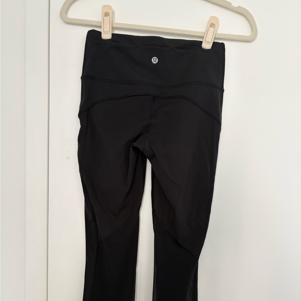 Lululemon Mesh Calf Leggings